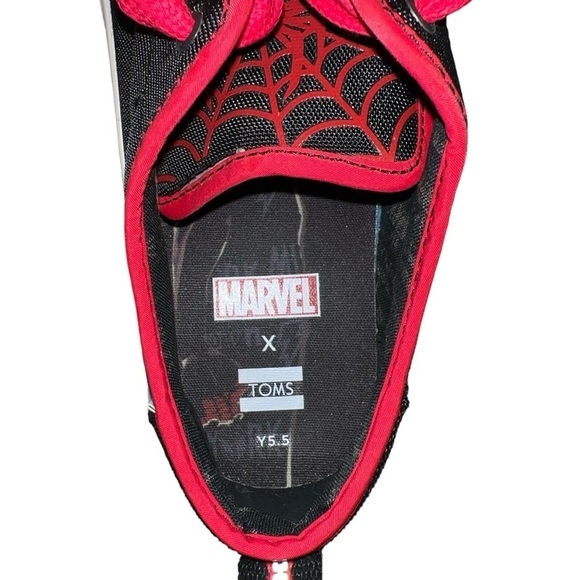 Marvel x TOMS Spider-Man Lace up Sneakers Shoes Youth 5.5 - Picture 3 of 7